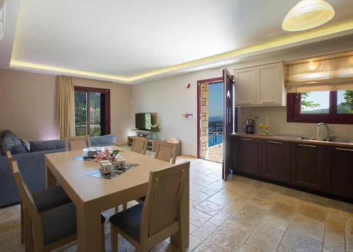 Willa αthina Fternon